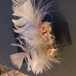 🪶 Delicate Victorian Hair Comb